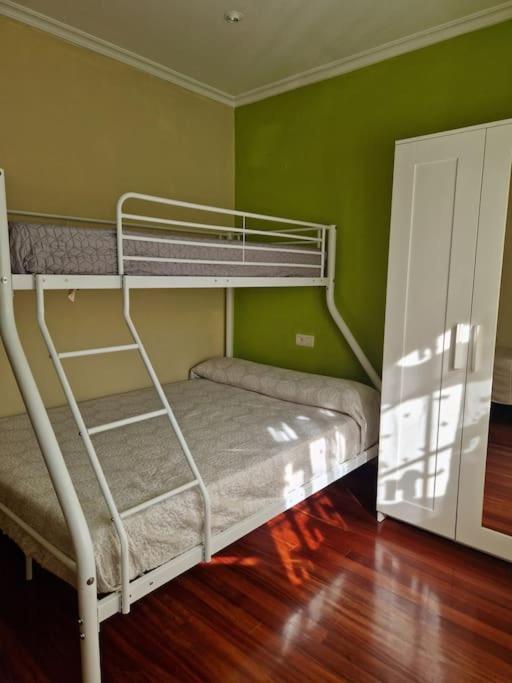 Вилла Amplia Casa Familiar Понтеведра Экстерьер фото
