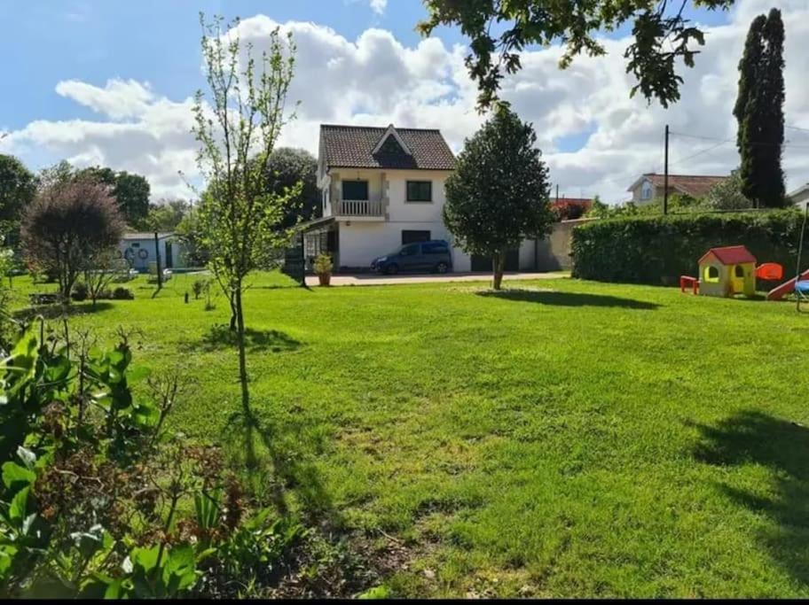 Вилла Amplia Casa Familiar Понтеведра Экстерьер фото